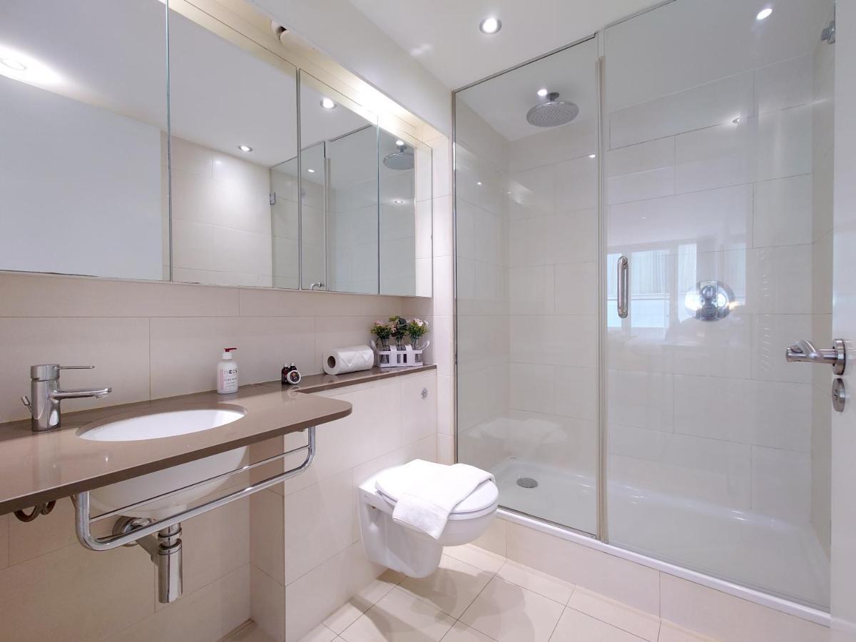 Fully Serviced Two Bed Apartment By Excel & O2 لندن المظهر الخارجي الصورة